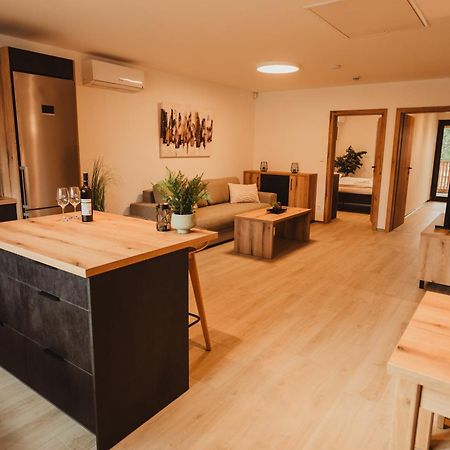 Hotel U Racka Ostrožská Nová Ves Buitenkant foto