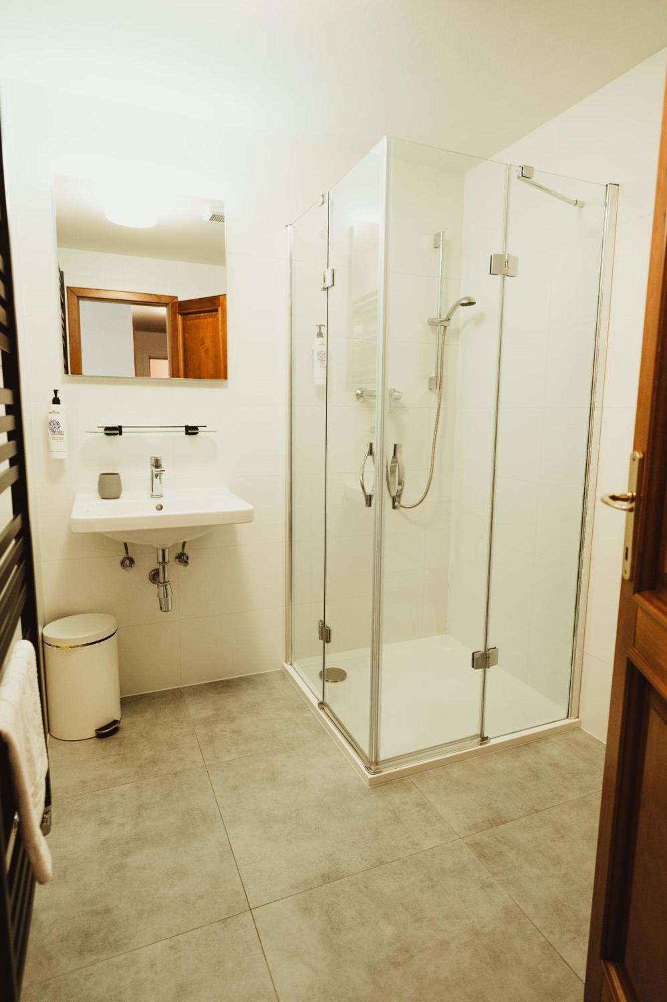 Hotel U Racka Ostrožská Nová Ves Buitenkant foto