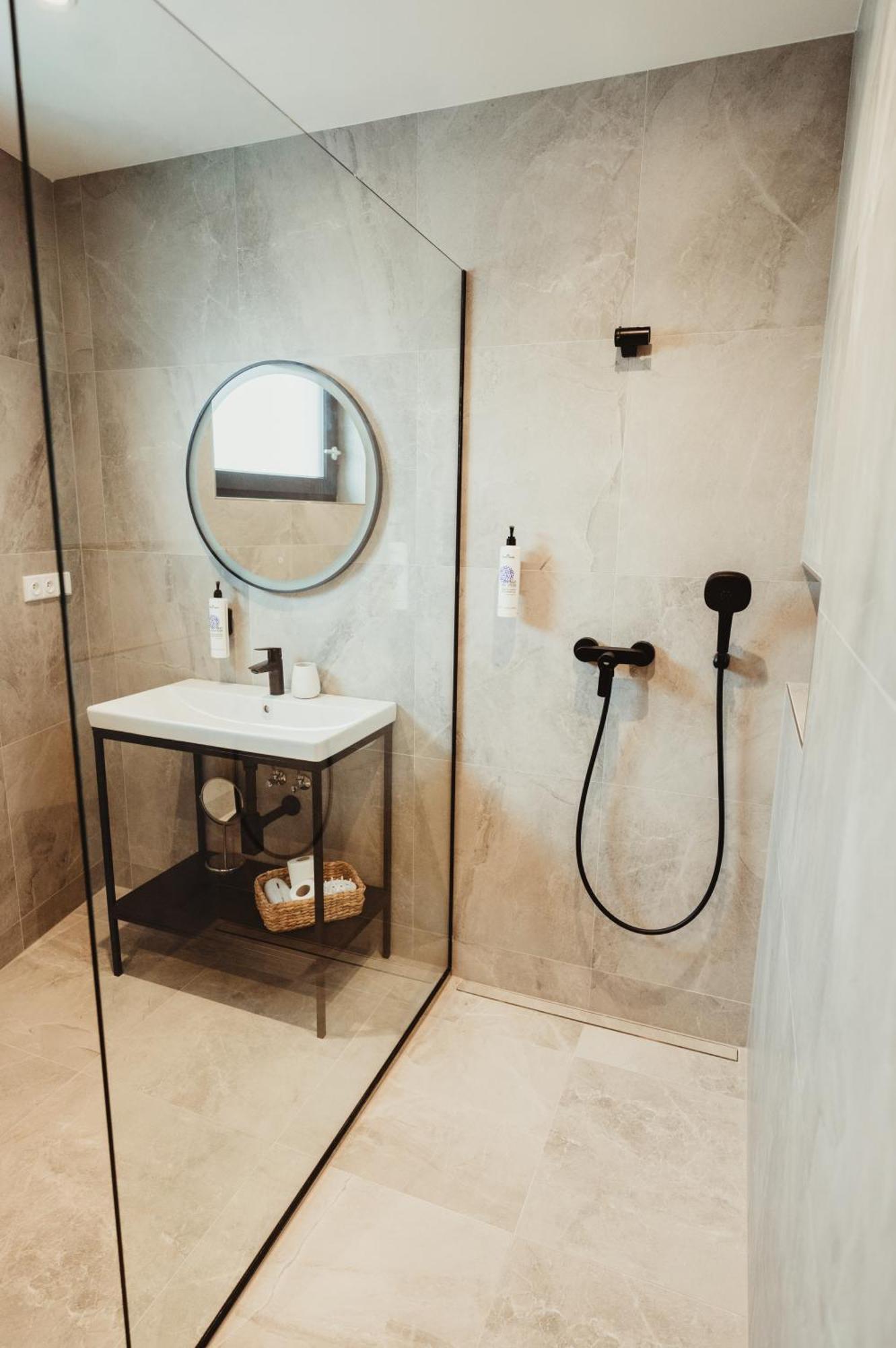 Hotel U Racka Ostrožská Nová Ves Buitenkant foto